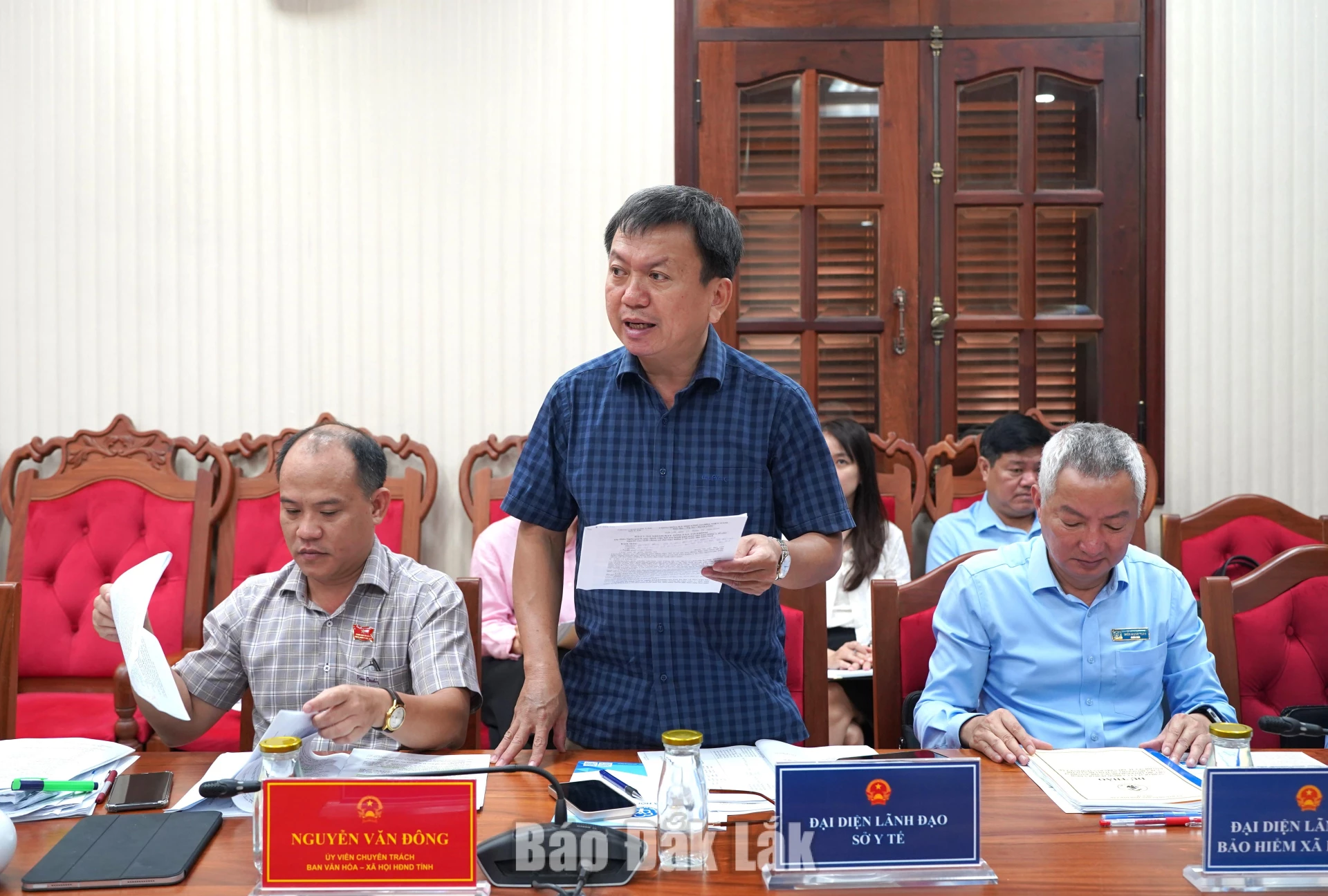 Phó Giám đốc Sở Y tế Huỳnh Lê Xuân Bích làm rõ một số nội dung liên quan.