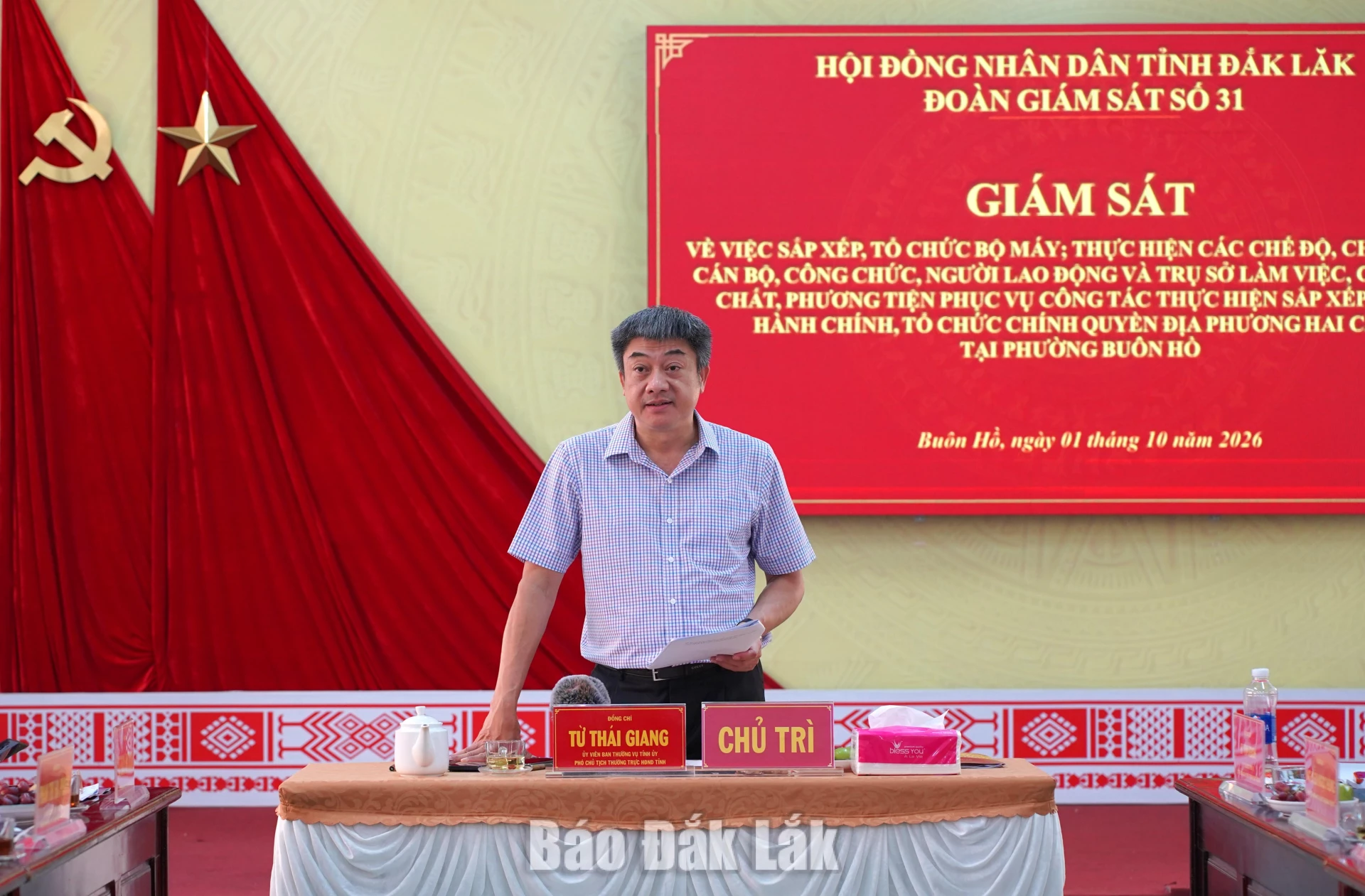 Ủy viên Ban Thường vụ Tỉnh ủy, Phó Chủ tịch Thường trực HĐND tỉnh Từ Thái Giang phát biểu kết luận buổi làm việc.