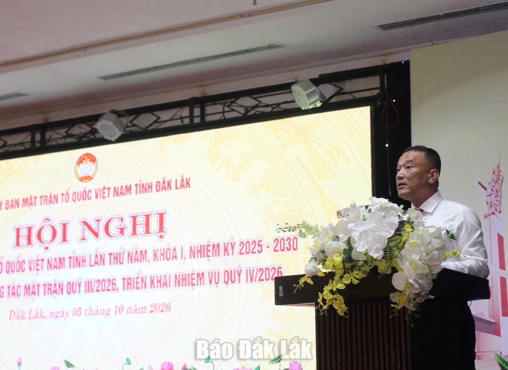 Phó Bí thư Tỉnh ủy, Chủ tịch Ủy ban MTTQ Việt Nam tỉnh Y Giang Gry Niê Knơng phát biểu kết luận hội nghị.
