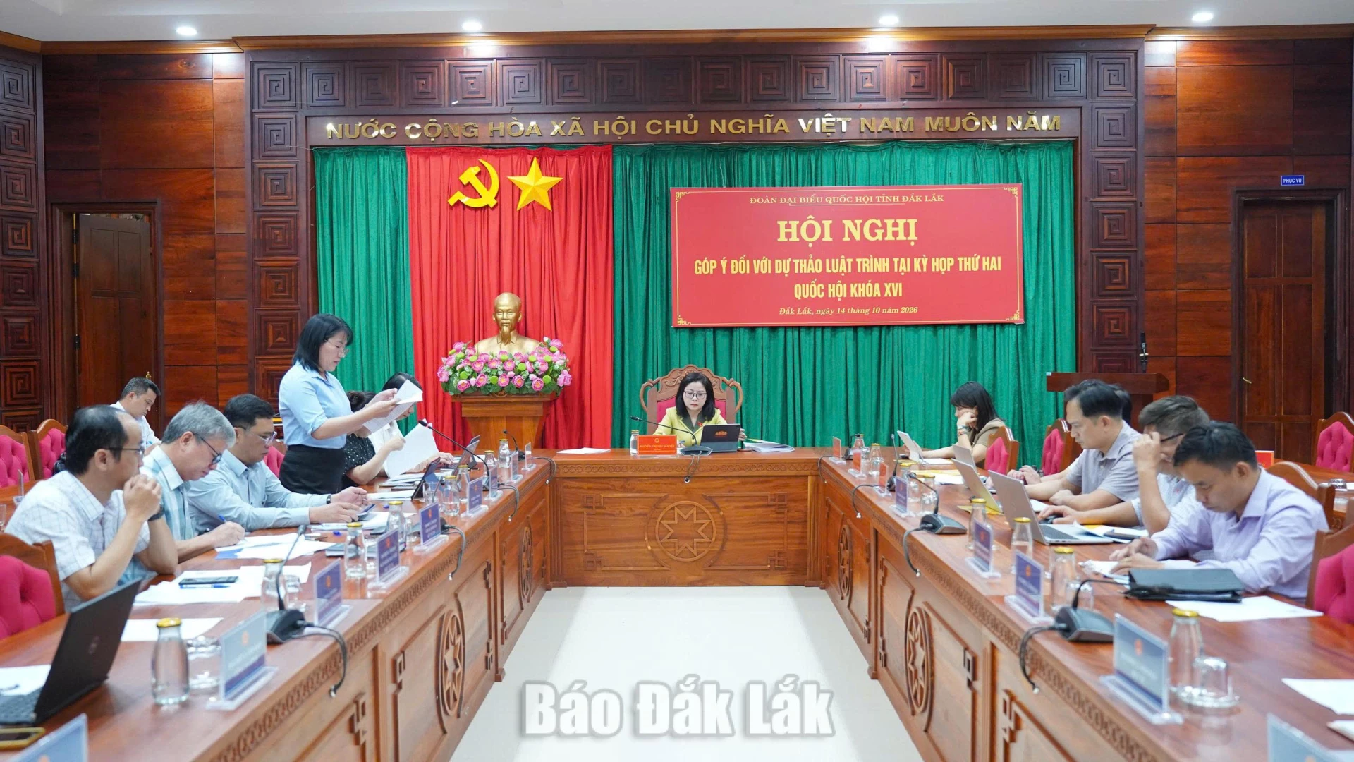 Đại biểu tham dự hội nghị.