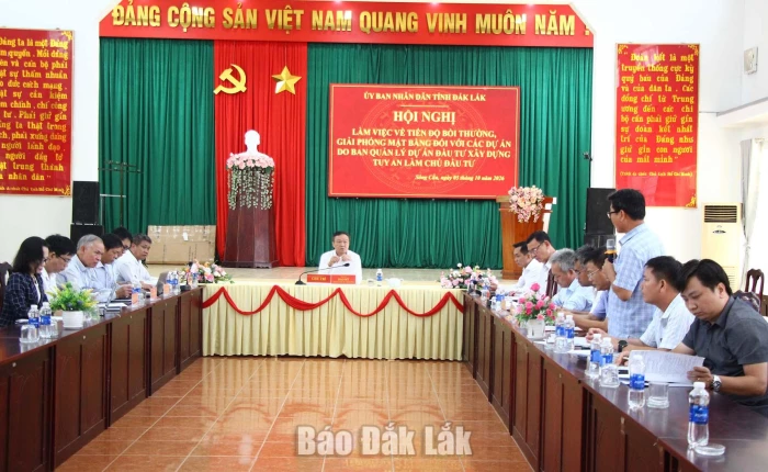 Gỡ vướng giải phóng mặt bằng, đẩy nhanh tiến độ các dự án