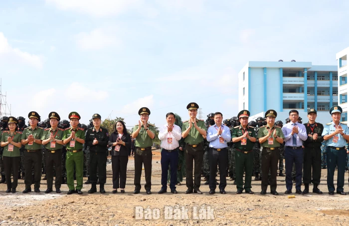 Diễn tập phương án giải quyết tình huống tập trung đông người gây rối an ninh, trật tự, bạo loạn, khủng bố tại địa bàn Tây Nguyên