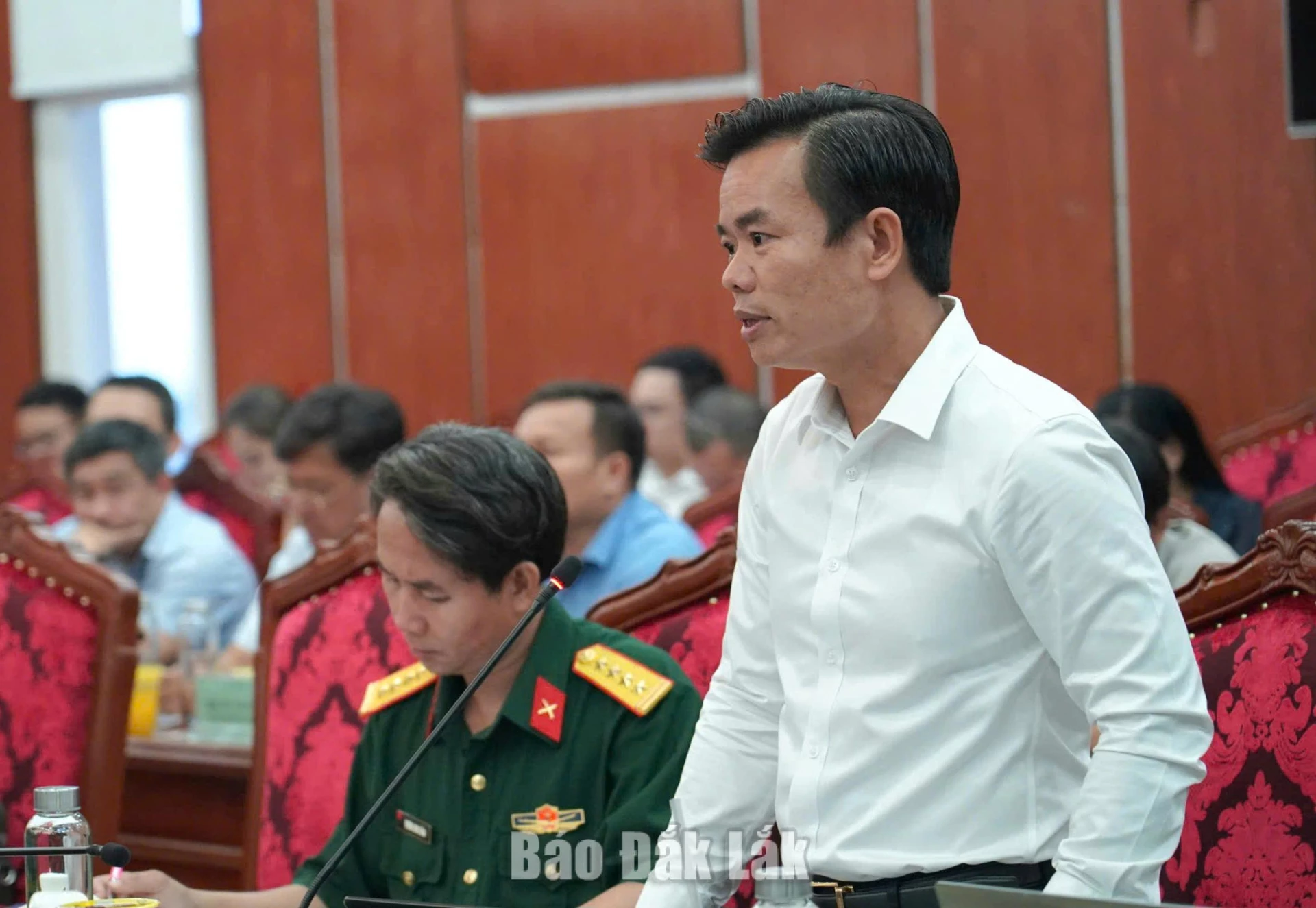 Lãnh đạo Sở Nông nghiệp và Môi trường phát biểu tại buổi làm việc.