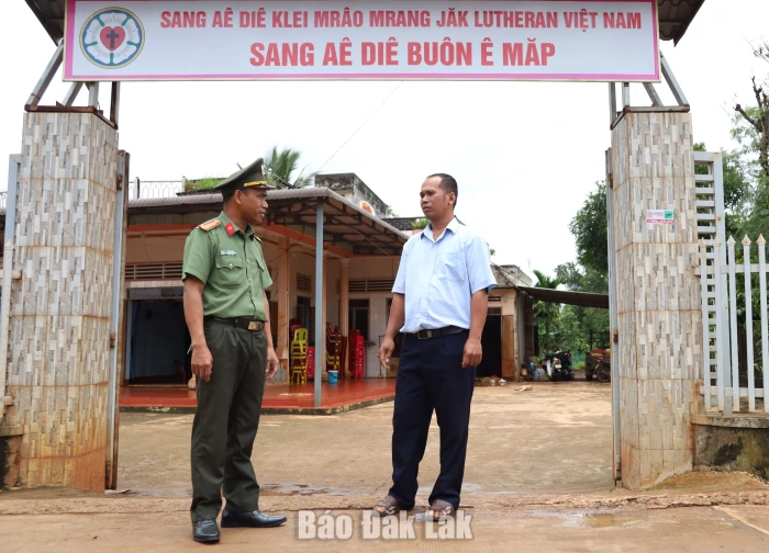 Người cán bộ công an được buôn làng tin yêu