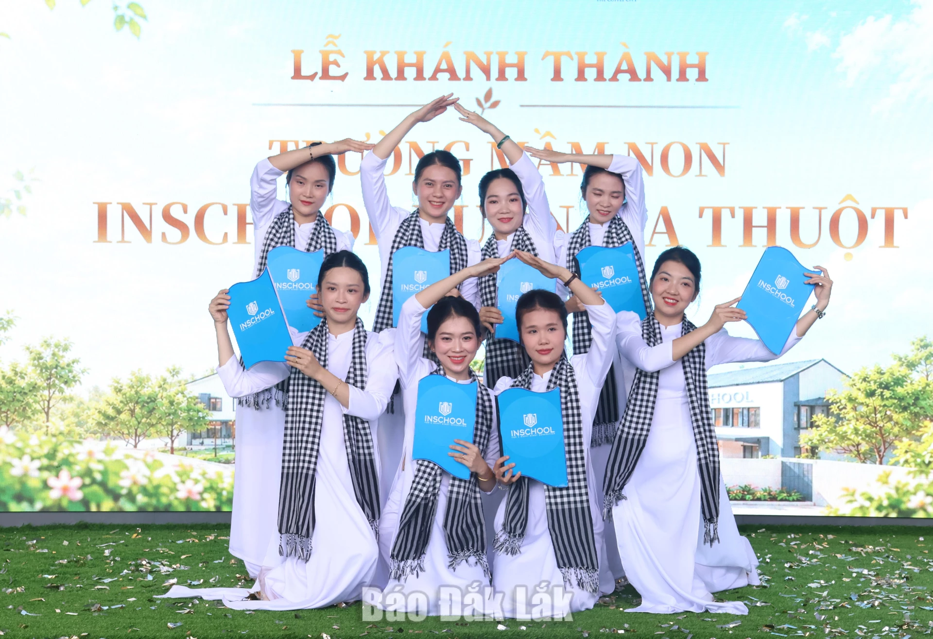 Một tiết mục văn nghệ tại buổi lễ.