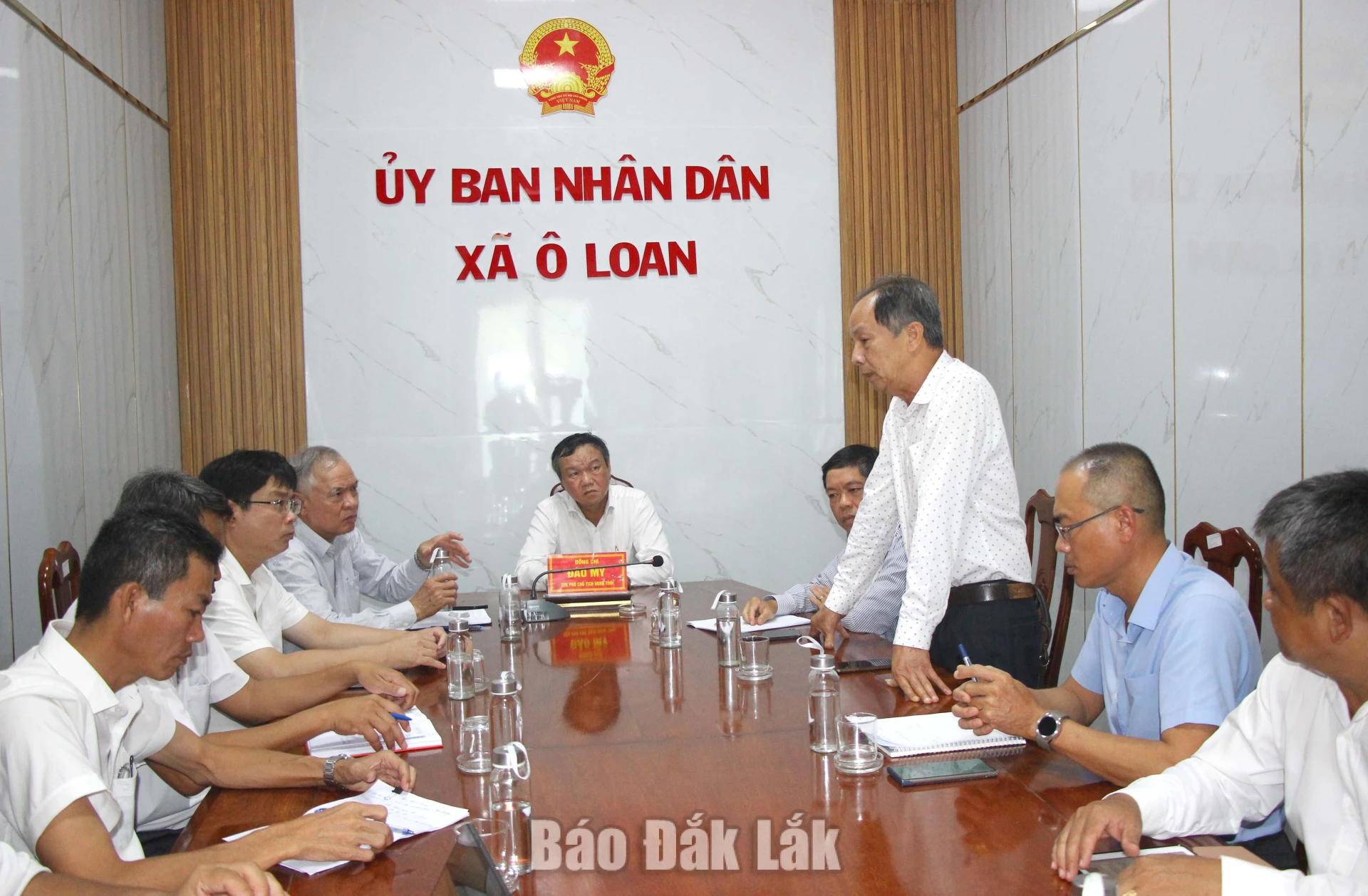 Đoàn công tác làm việc với địa phương, đơn vị liên quan về việc vận hành hệ thống cấp nước sạch tại một số khu tái định cư trên địa bàn xã Ô Loan.