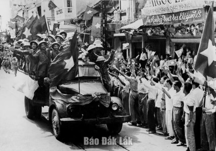 Bản hùng ca Hà Nội