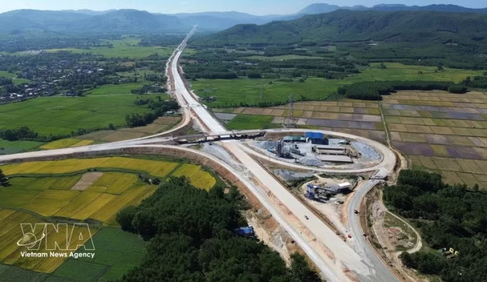 WB raises Viet Nam’s 2026 growth forecast to 7.4% on strong AI-related exports