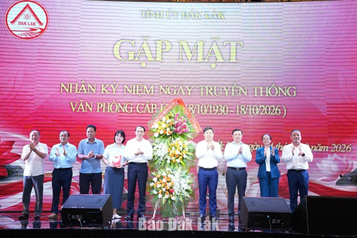 Đổi mới, nâng cao chất lượng tham mưu, phục vụ trong giai đoạn mới