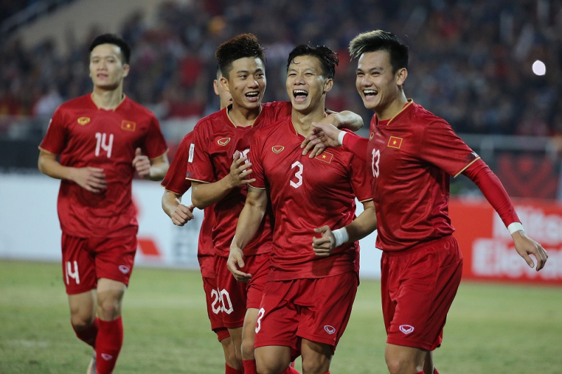 Các cầu thủ Việt Nam có màn trình diễn khá tốt, giành trọn 3 điểm trước tuyển Malaysia. Ảnh: Phong Sơn