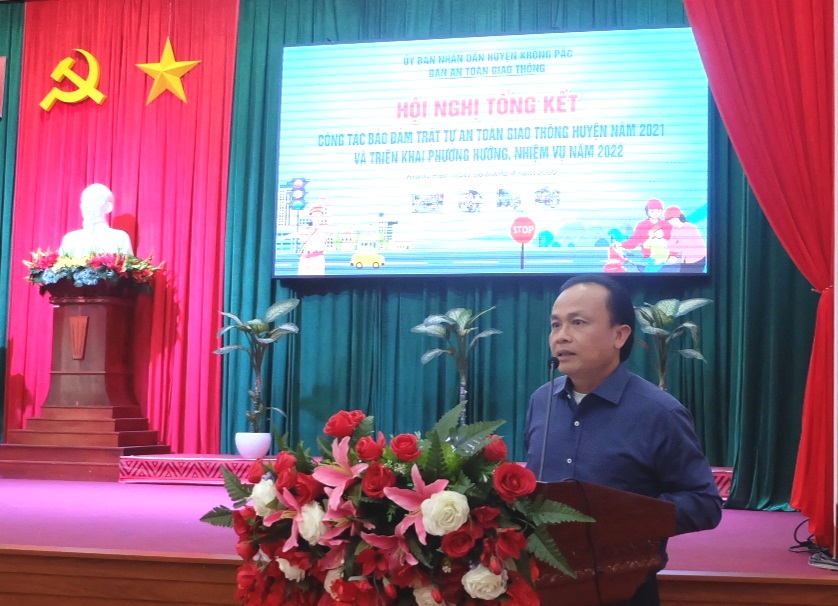 Phó Bí thư Trần Quốc Vĩnh phát biểu tại hội nghị