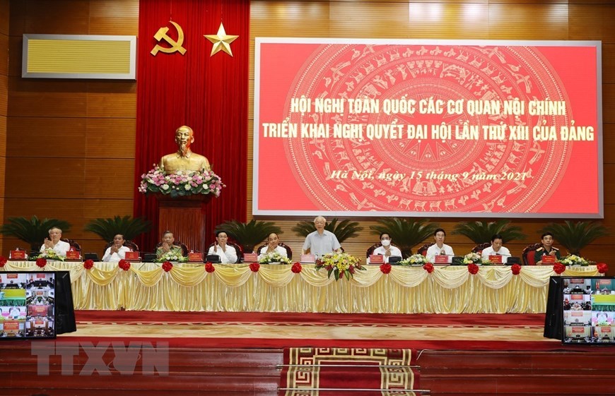 Tổng Bí thư Nguyễn Phú Trọng cùng các đồng chí lãnh đạo Đảng, Nhà nước chủ trì hội nghị. Ảnh: Thông tấn xã Việt Nam.