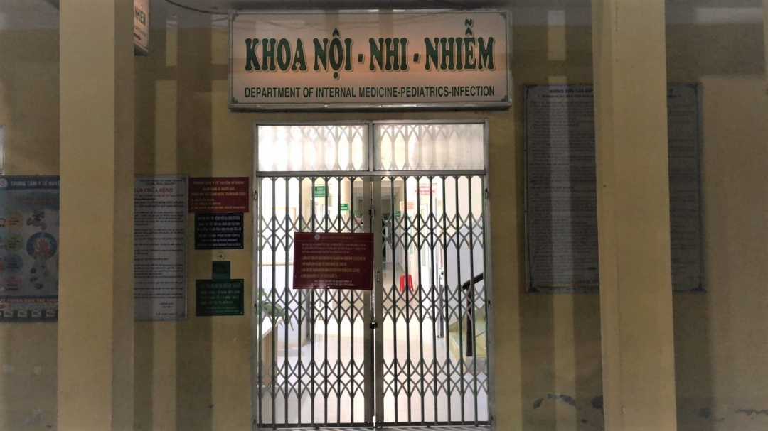 Khoa Nội - Nhi - Nhiễm thuộc Trung tâm Y tế huyện MDrắk tạm thời phong tỏa để phòng, chống dịch COVID-19.