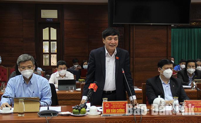 Ủy viên Ban Chấp hành Trung ương Đảng, Tổng thư ký Quốc Hội Bùi Văn Cường phát biểu tại buổi làm việc. 