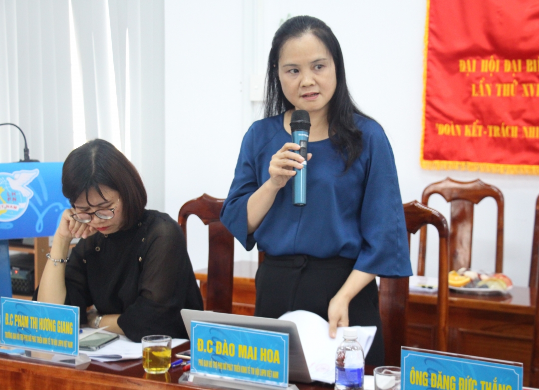 Cán bộ Trung ương Hội LHPN Việt Nam nêu lên một số vấn đề còn tồn tại trong hoạt động ủy thác tín dụng chính sách tại Đắk Lắk