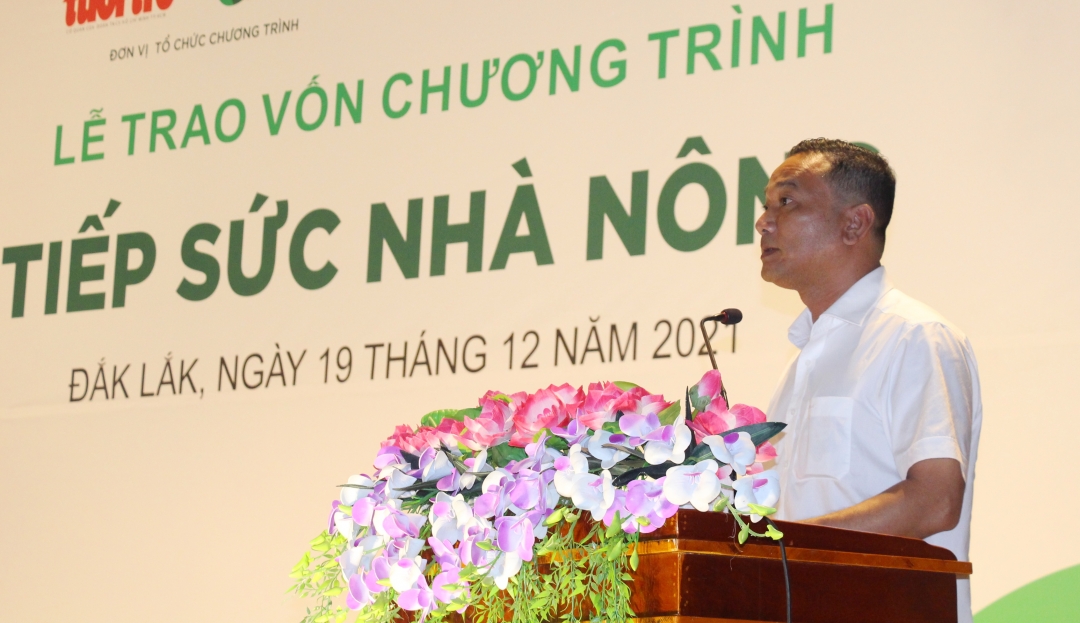 Phó Chủ tịch UBND tỉnh Y Giang Gry Niê Knơng phát biểu tại chương trình