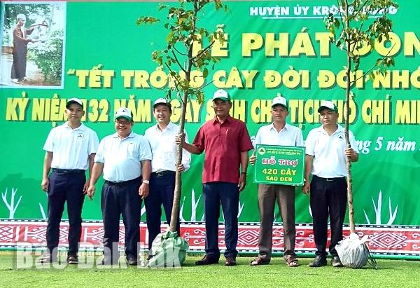 Huyện Krông Bông tổ chức Lễ phát động Tết trồng cây &quote;Đời đời nhớ ơn Bác Hồ”