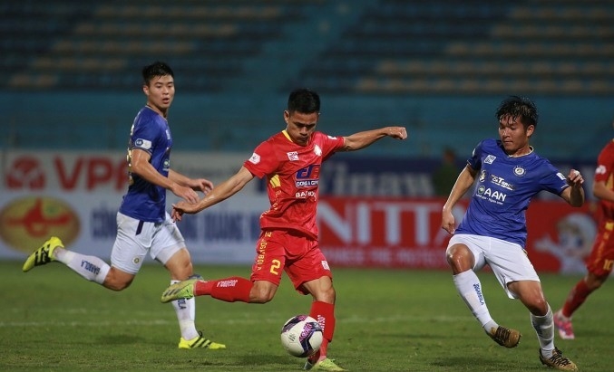 Thanh Hoá (đỏ) thua Hà Nội 2-3 tại Hàng Đẫy hôm 18/3/2021. Ảnh: Lâm Thỏa