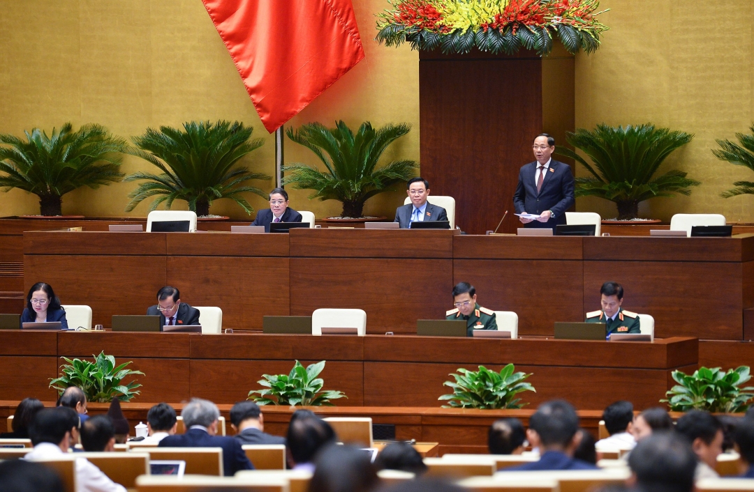 Phó Chủ tịch Quốc hội, Thượng tướng Trần Quang Phương điều hành nội dung thảo luận về dự án Luật Phòng thủ dân sự. Ảnh: Quochoi.vn