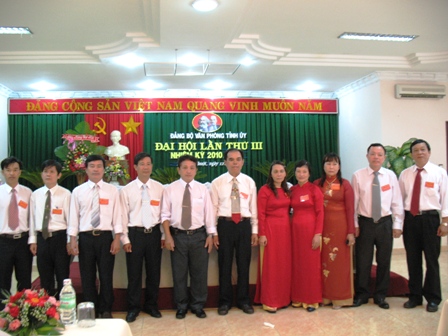 Ban Chấp hành Đảng bộ Văn phòng Tỉnh ủy khóa III nhiệm kỳ 2010-2015