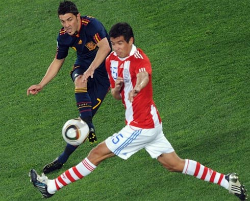 Nhưng David Villa lại tỏa sáng đúng lúc