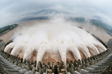 Mực nước Sông Dương Tử đang ở mức nguy hiểm 