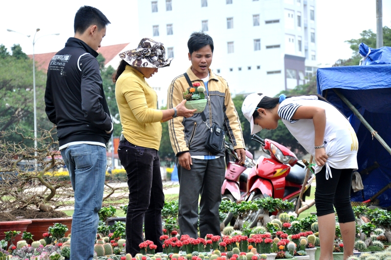 Chợ hoa thì chỉ có vào những ngày giáp tết