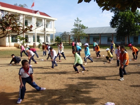 Học trò xã vùng sâu Krông Nô (Lak) được học tập trong những ngôi trường khang trang. (Ảnh: Nguyên Hoa)