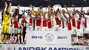 Ajax Amsterdam đăng quang sau 7 năm chờ đợi