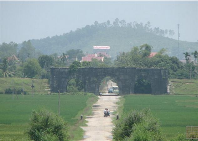 Cổng thành phía Nam