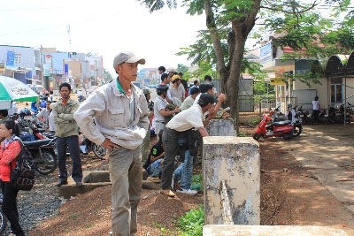 Sôi nổi hơn cả là tại điểm thi Trường đại học Tây Nguyên