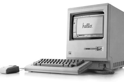 Tháng 1/1984, Apple cho ra mắt máy tính cá nhân Macintosh với 128K RAM và chẳng bao lâu sau Apple đã tung ra bản nâng cấp với 512K RAM do Macintosh quá thành công. Mac trở thành máy tính cá nhân có giao diện đồ họa người dùng đầu tiên trên thế giới và là nền tảng cho các máy tính ngày nay.