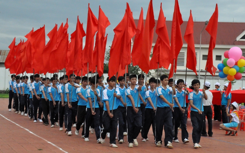 Thanh niên huyện Krông Pak chào mừng hội thao