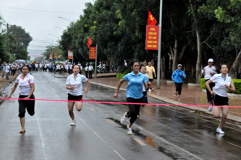 Lượt chạy chung kết, nội dung 100m nữ