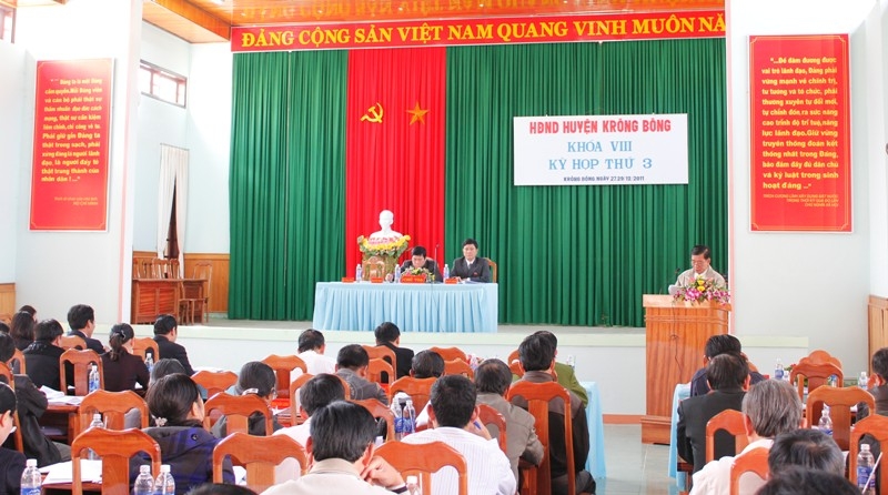 Quang cảnh kỳ họp