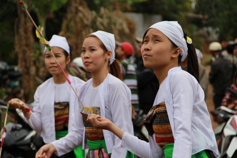 Chăm chú từng động tác