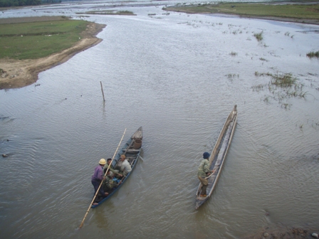 Đánh bắt cá hồ Lak