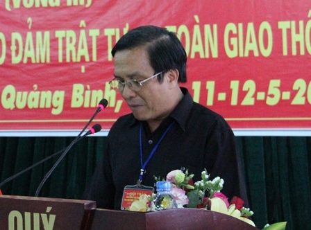 Tổng Biên tập Báo Dak Lak Trương Minh Thắng tham luận tại Hội thảo