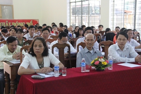 Các đại biểu tham dự Lễ tuyên dương, khen thưởng giáo viên, học sinh giỏi Quốc gia năm học 2011-2012