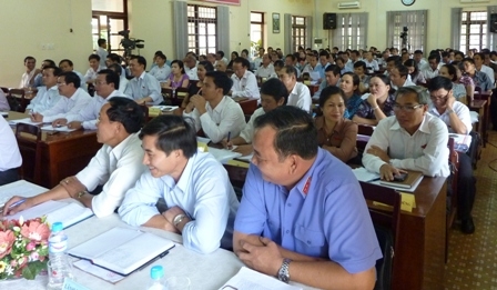 các đại biểu tham dự phiên chất vấn tại kỳ họp