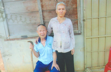        Ông Nguyễn Văn  Luận  và bà  Hà  Thị Thu. 