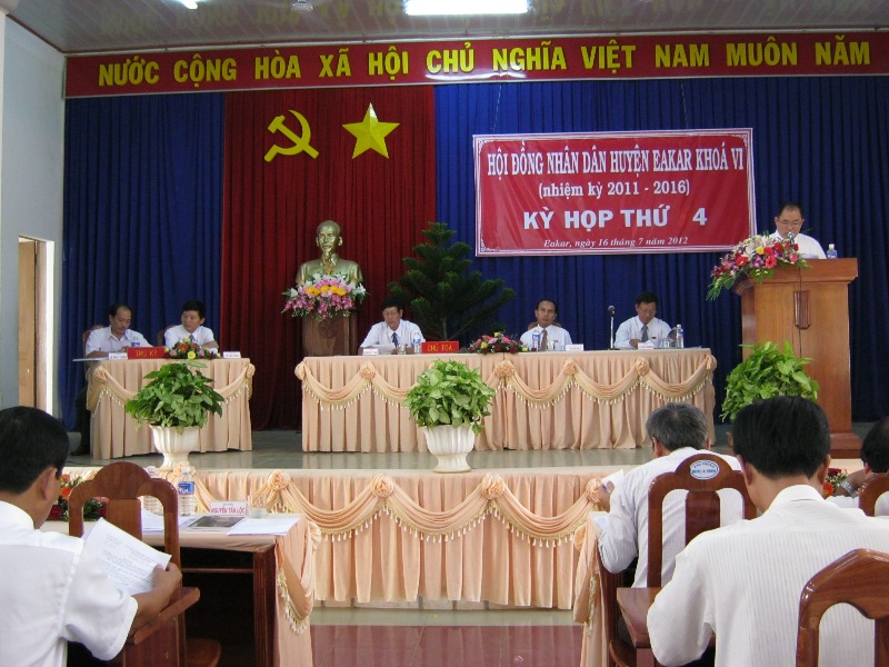 Quang cảnh kỳ họp