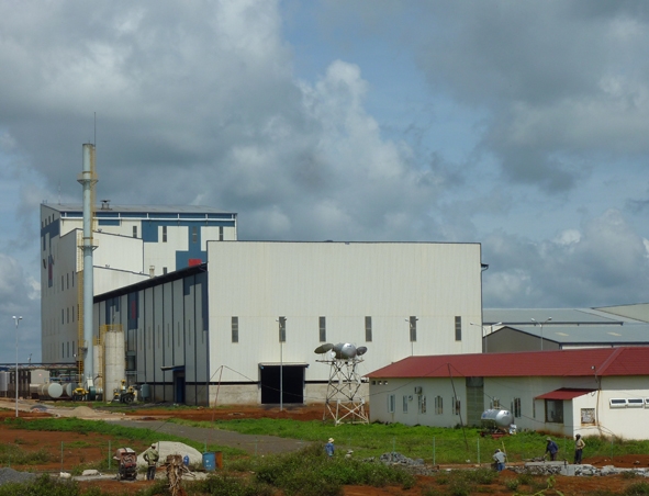 Một góc Nhà máy chế biến cà phê hòa tan có quy mô lớn nhất Đông Nam Á tại Cụm Công nghiệp Cư Kuin. 