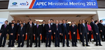 Các đại biểu dự Hội nghị bộ trưởng Diễn đàn Kinh tế châu Á - Thái Bình Dương (APEC) tại Vladivostok. Ảnh: Internet