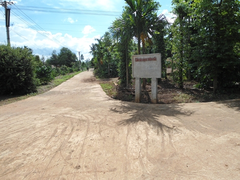 Đường bê tông ở thôn 4, xã Bình Hòa vừa được khánh thành.