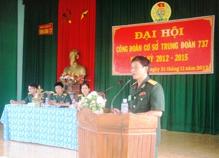 Đại tá Huy Huy Tân, Phó Chính ủy Binh đoàn 16 phát  biểu chỉ đạo Đại hội
