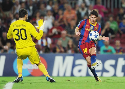 Barcelona đang có thành tích cực  tốt nhờ sự tỏa sáng của Messi (10)
