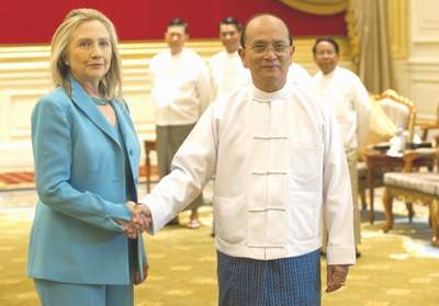 Myanmar bắt đầu bước ra vũ đài chính trị thế giới