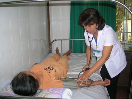 Chăm sóc sức khỏe cho người dân tại Trạm y tế phường Thành Nhất (TP. Buôn Ma Thuột)