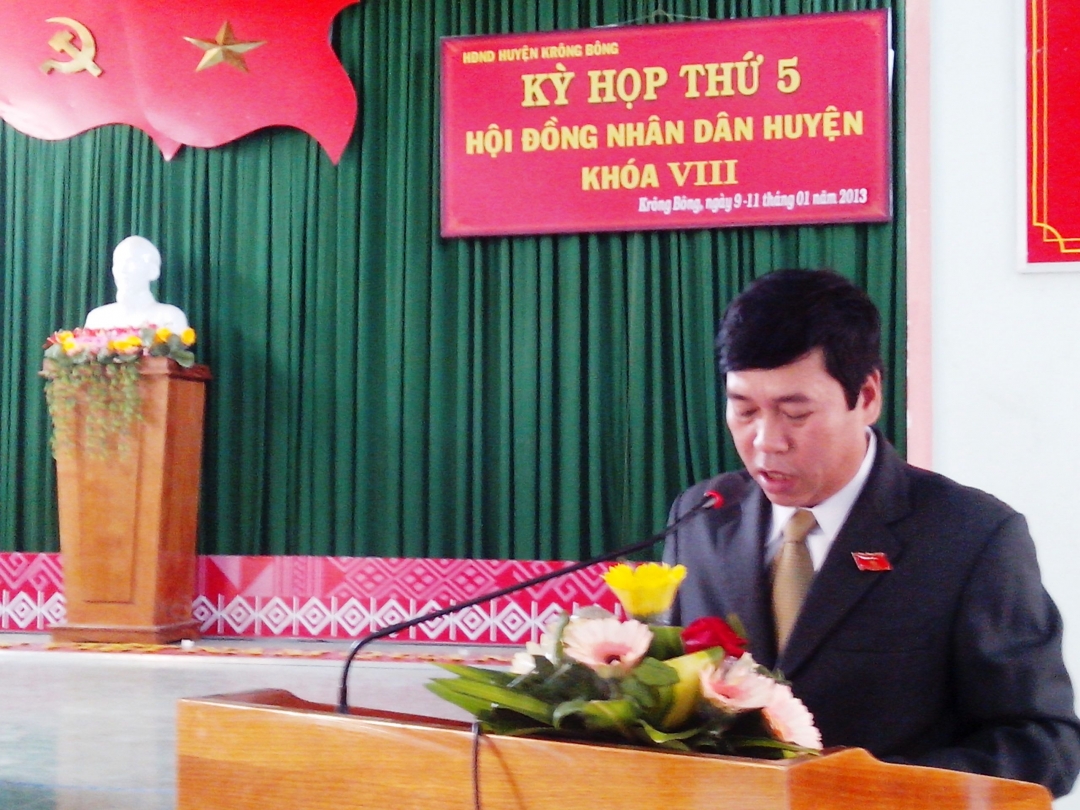 Ông Nguyễn Kính, Chủ tịch HĐND huyện Krông Bông khai mạc kỳ họp